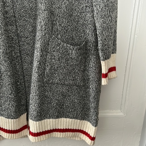 Cardigan tunic, ladies open front, light gray with ivory and red hem /cuffs,L/XL - Picture 2 of 6